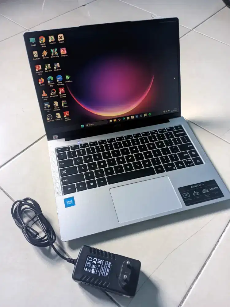 Acer Aspire Lite 14 AL14-31P Intel N100 8GB DDR5 IPS WUXGA Like New