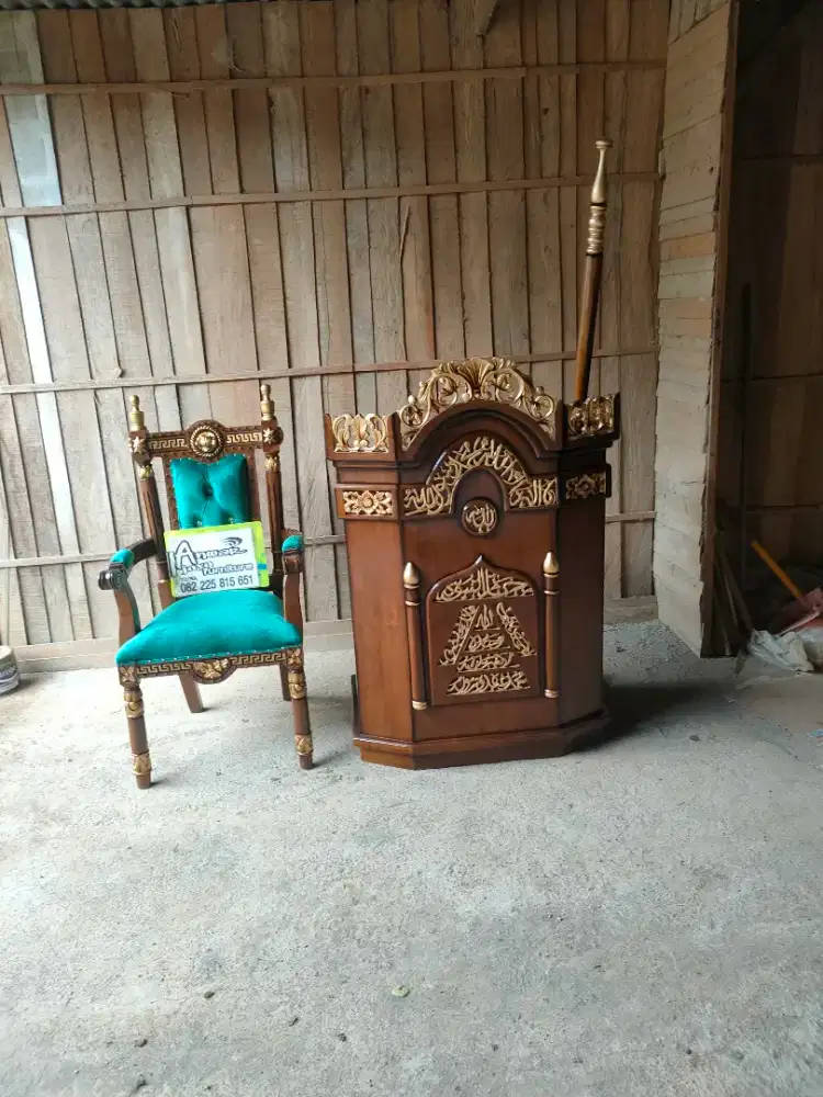 Mimbar masjid podium ukir full kayu jati