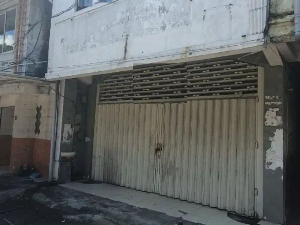 Disewakan Ruko 3 lantai di Rungkut Industri Kidul Surabaya