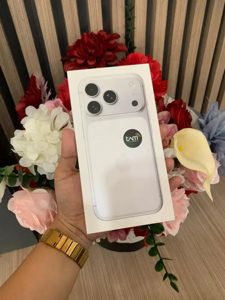 Iphone 17 pro 256gb brand new silver