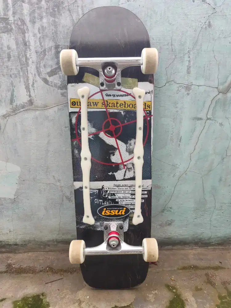 Skateboard Outlaw 8.75 Full Set