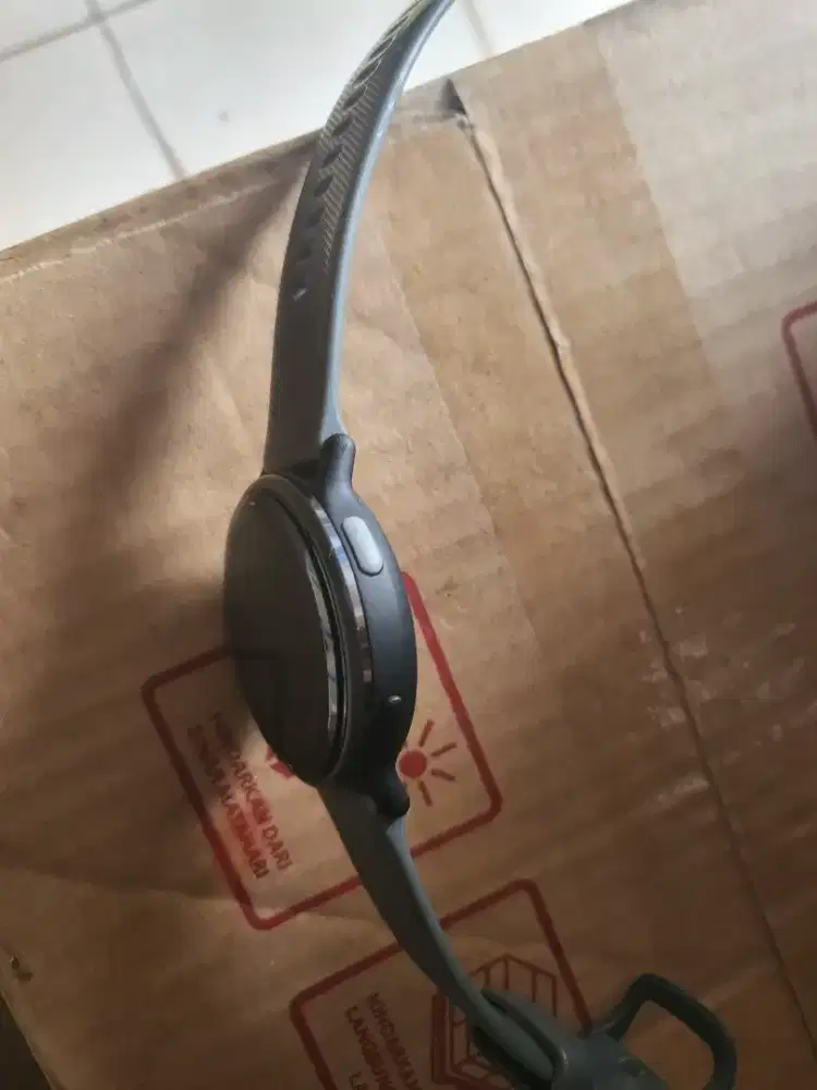 Garmin vivoactive 5 .bekas bagus