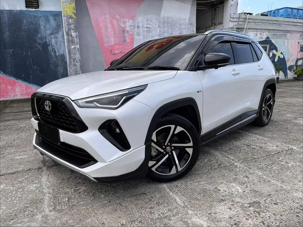 Toyota Yaris Cross 1.5 Hybrid Cvt Tss 2023 Two Tone