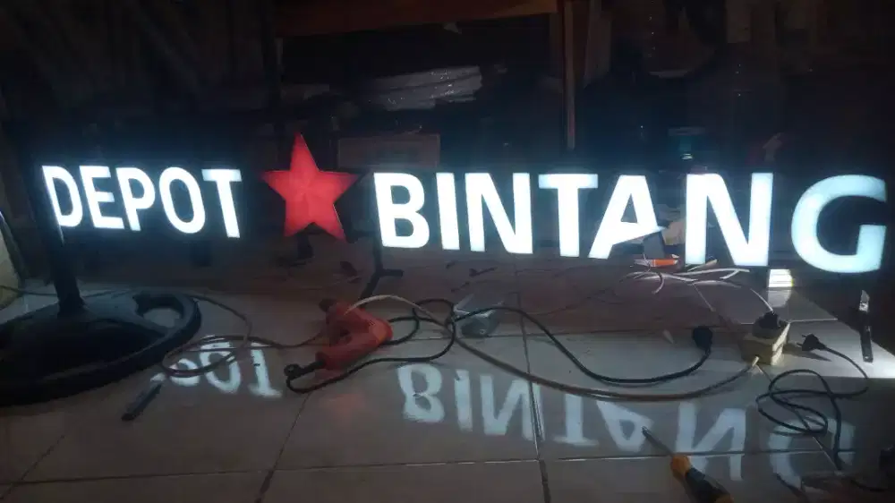 Akrilik Miki huruf timbul