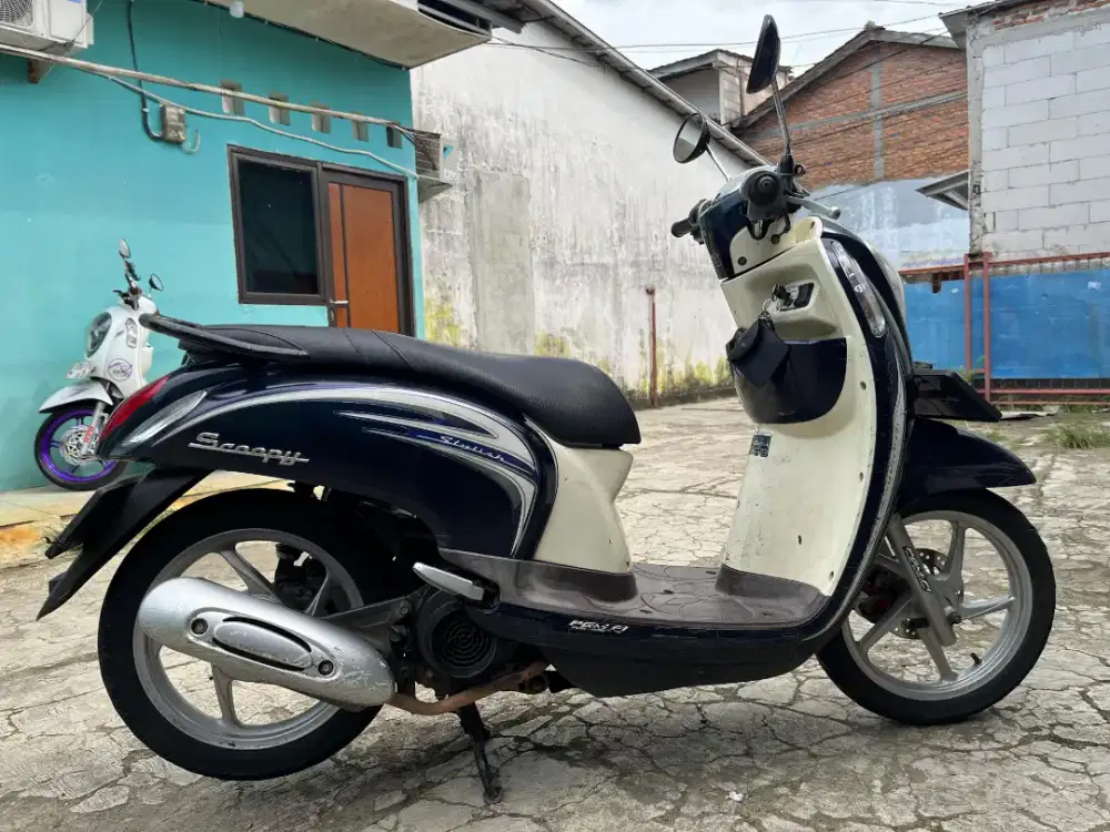 Honda SCOOPY fi 2013 lengkap