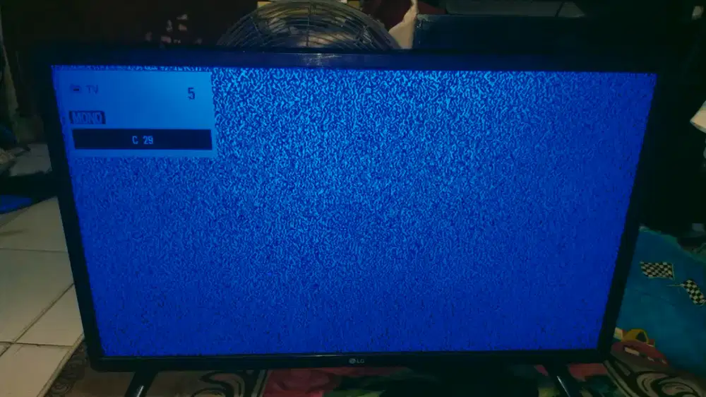 Jual tv led LG ukuran 32 inci masih analog