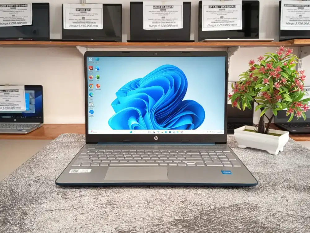 Laptop Hp 15s FQ5374TU Core i3-1215U Ram 8GB NVME 512GB