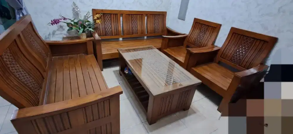 Set Meja Bangku Kayu Jati Model Ukir Minimalis Elegan 3211