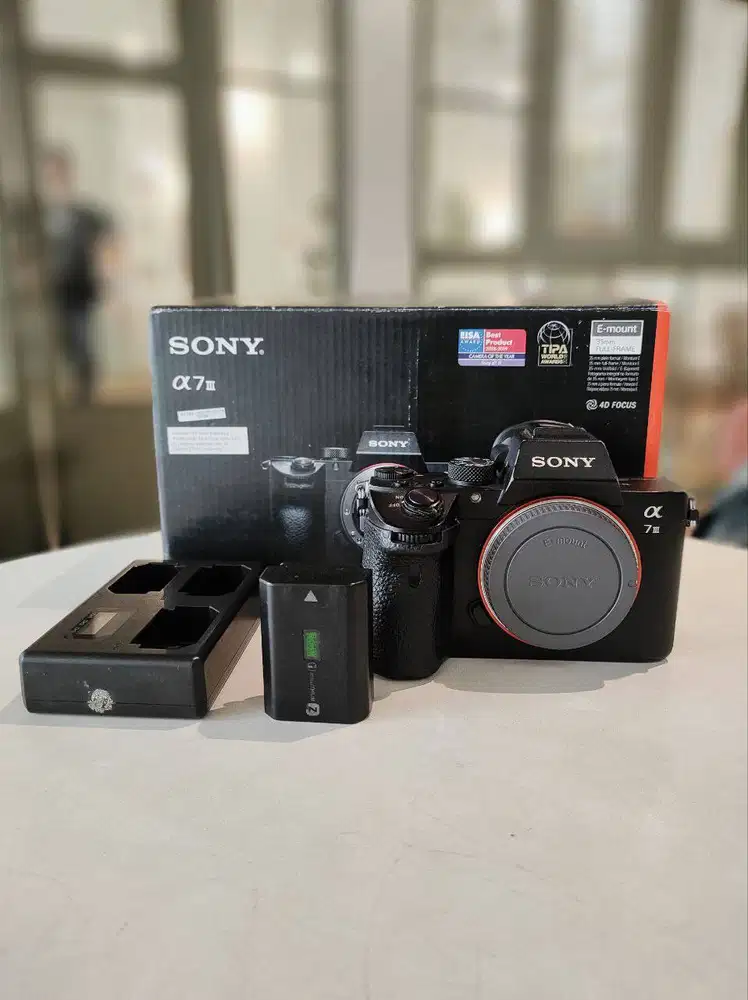 camera mirrorless sony A7 mark iii