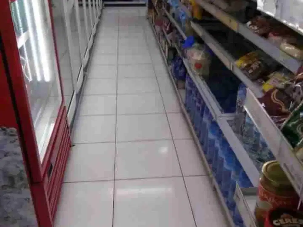 di jual ruko yg masih ber operasi toko indomaret jak sel