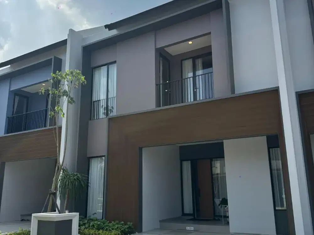 INI RUMAH YANG ANDA CARI! UNIT LEBAR 8 DENGAN 2 LANTAI HARGA CUMAN 2 M-AN!