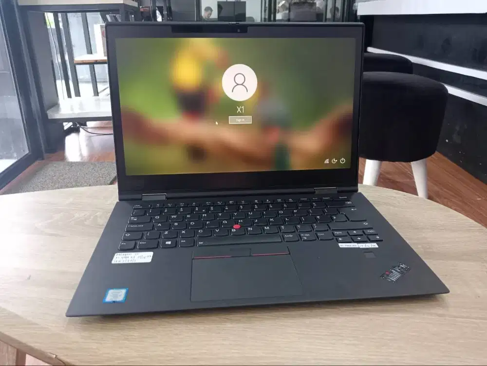 Lenovo Thinkpad X1 Yoga G3 VGA Intel UHD RAM 16GB Bodi Slim