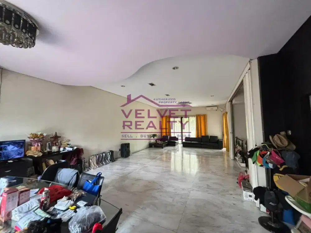 Dijual Townhouse Springhill Golf Residence Luas 300m2 4 Lantai #VR1162