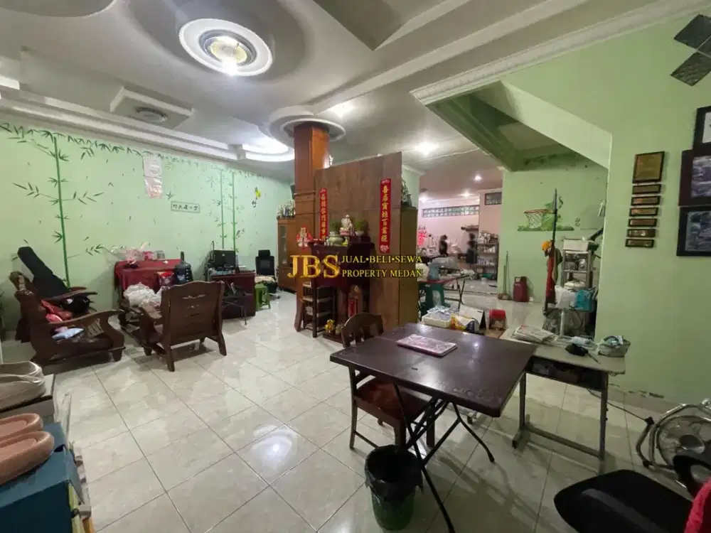 Dijual Rumah di Komplek Cemara Hijau - Medan Kondisi Siap Huni