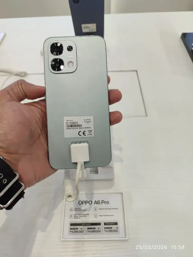 OPPO A6 PRO bisa kredit bunga ringan