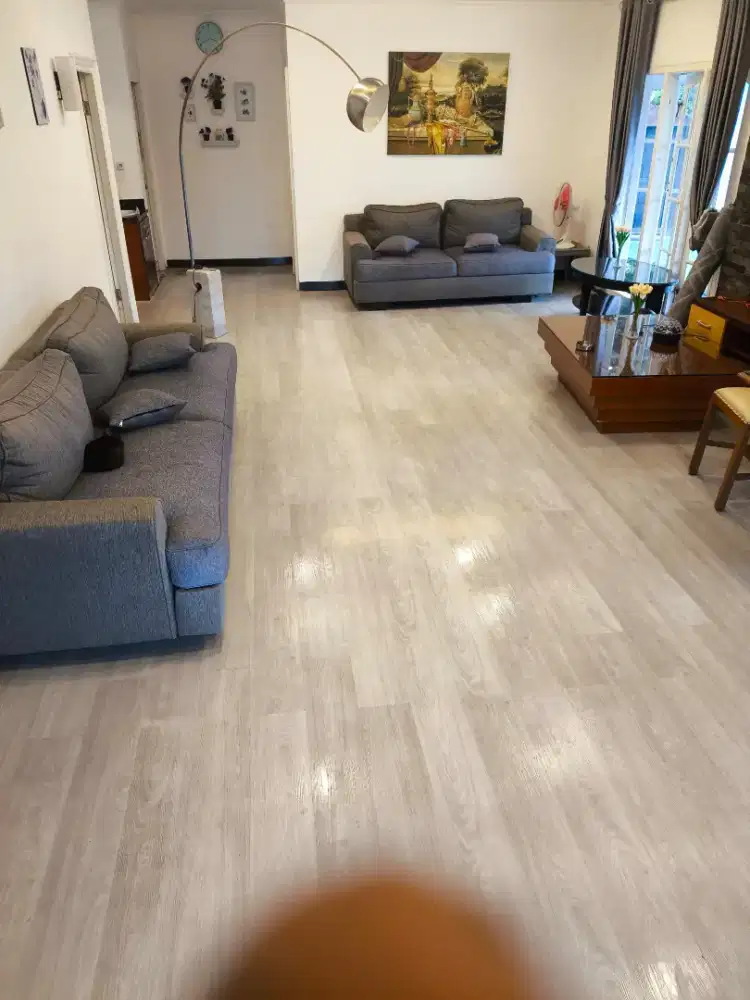 Hasil pasang vinyl dan Spc bekas