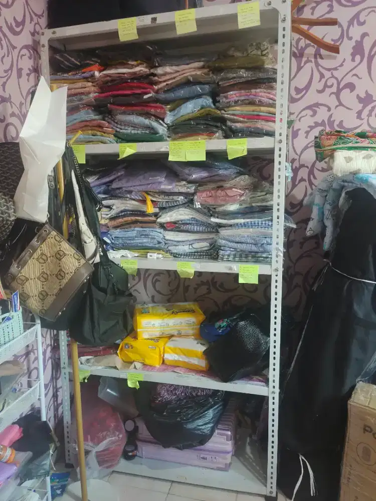 lemari  besi 4 susun