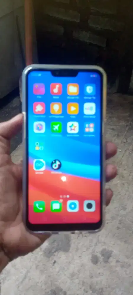 Oppo A3s ram 3/32 jaringan 4g