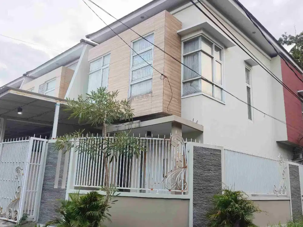 Siap Huni dan Terawat Perumahan Manyar Tengah Kota Dekat Unair, Petra