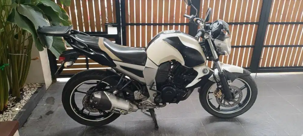 Yamaha Byson 2012 Putih – Pajak Aktif 2027 – Siap Pakai