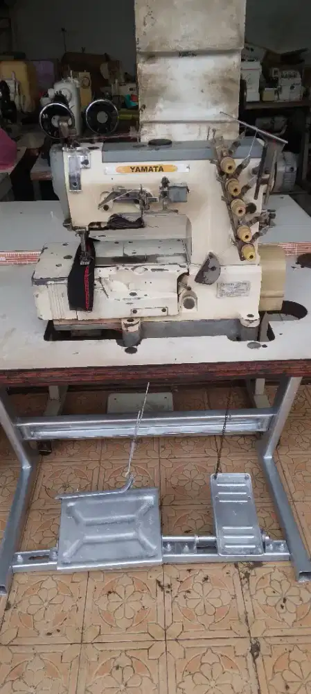 Dijual mesin overdek merk yamata