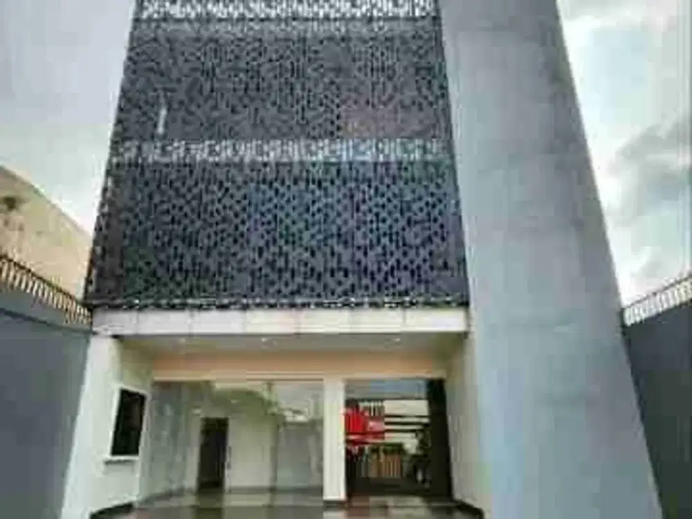 Dijual Gedung Raya Cilandak