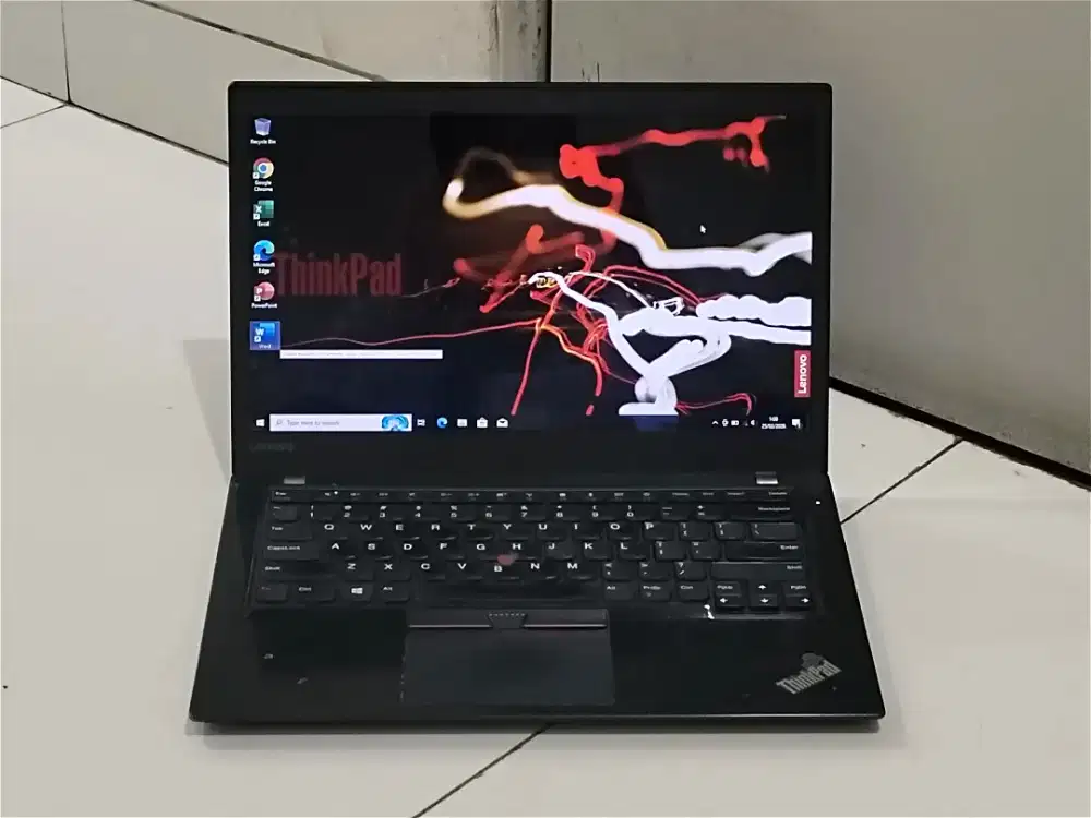 Lenovo thinkpad t470s Intel core i7 gen 7 ram 8 gb ssd 256 gb