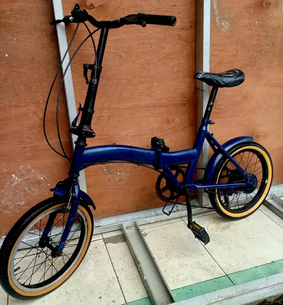 Sepedah lipat ukuran 16 operan gigi
