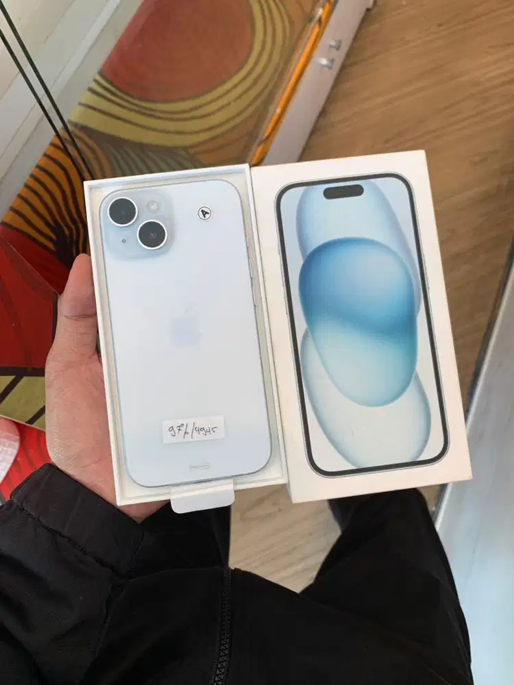 Iphone 15 128 (Blue) Garansi iBox
