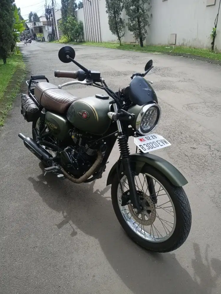 Kawasaki w175 se 2022 Orisinill siap pake