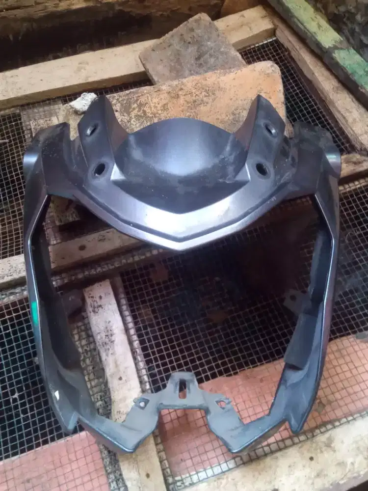 Batok lampu depan Vixion Nvl
