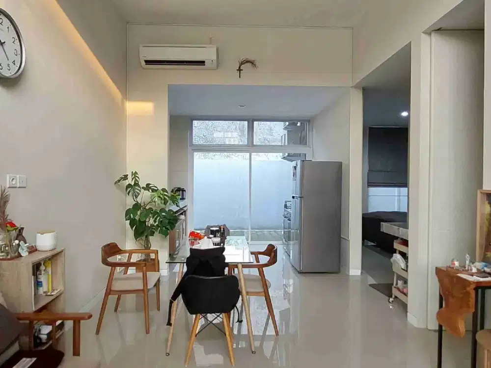 Dijual rumah bagus minimalis harga miring Citra Grand Sambiroto Semarang