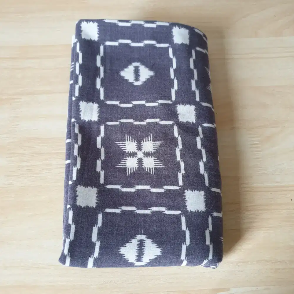 Sarung Wadimor Dewasa Motif Bali Grey/Abu