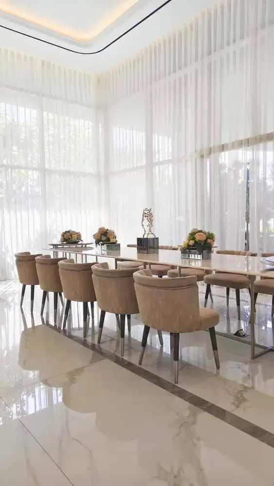 DIJUAL APARTEMEN MEWAH LAVIZ MANSION 2BR KOSONGAN MIDDLE FLOOR