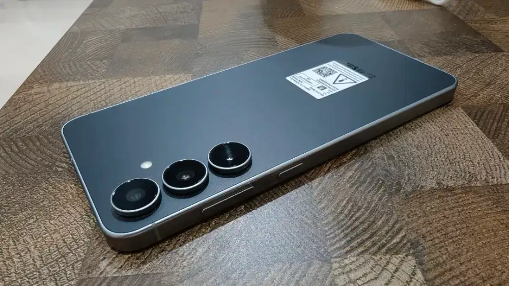 Samsung S25 FE 8/256 Fullset Mulus 99,99% Garansi Panjang