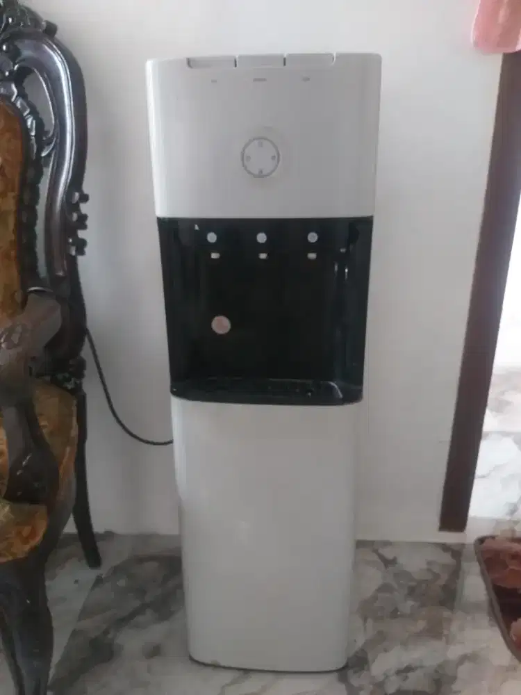 Dispenser philips galon bawah