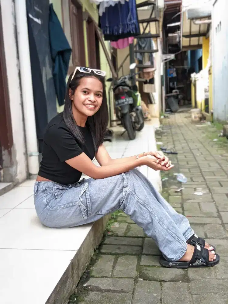 SEDANG MENCARI PEKERJAAN