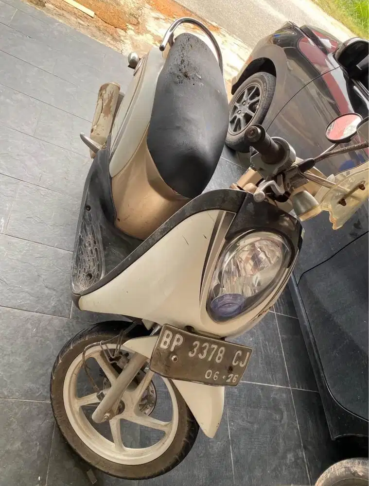 Scoopy karbu 2011 Mesin mulus  dibawa kerja BU dijual Cepat
