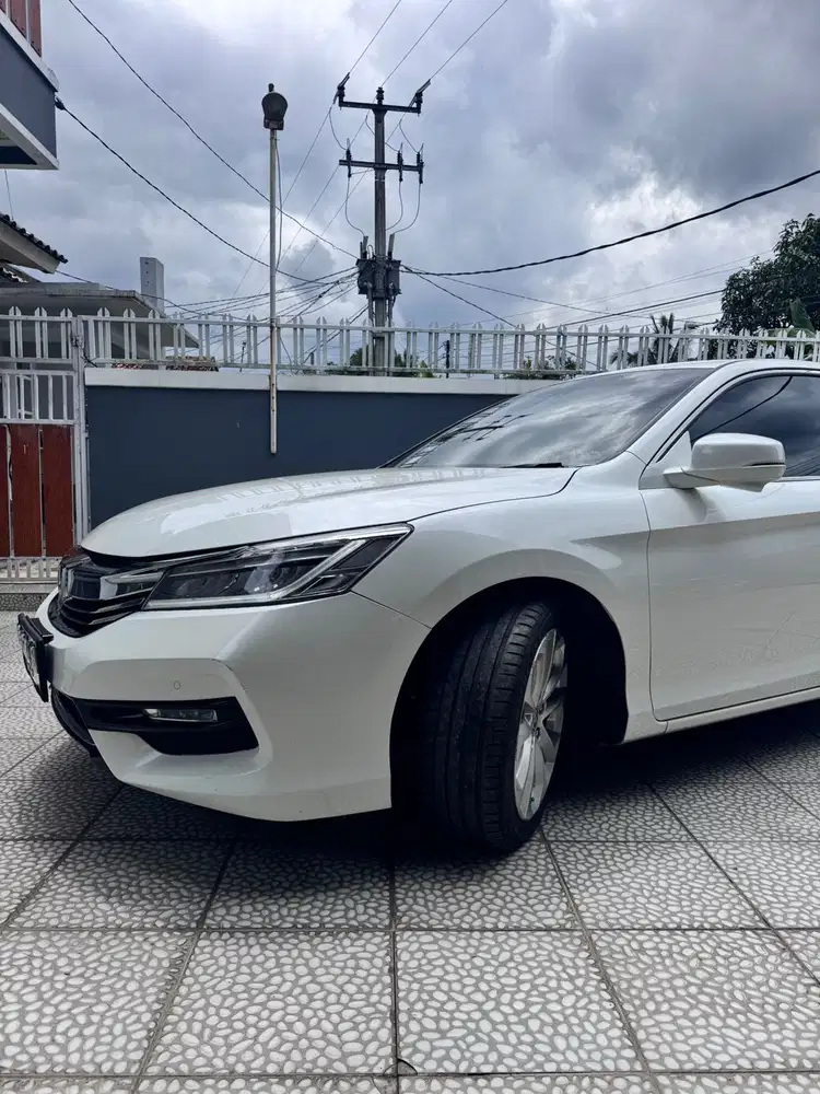 Honda Accord 2016 Bensin