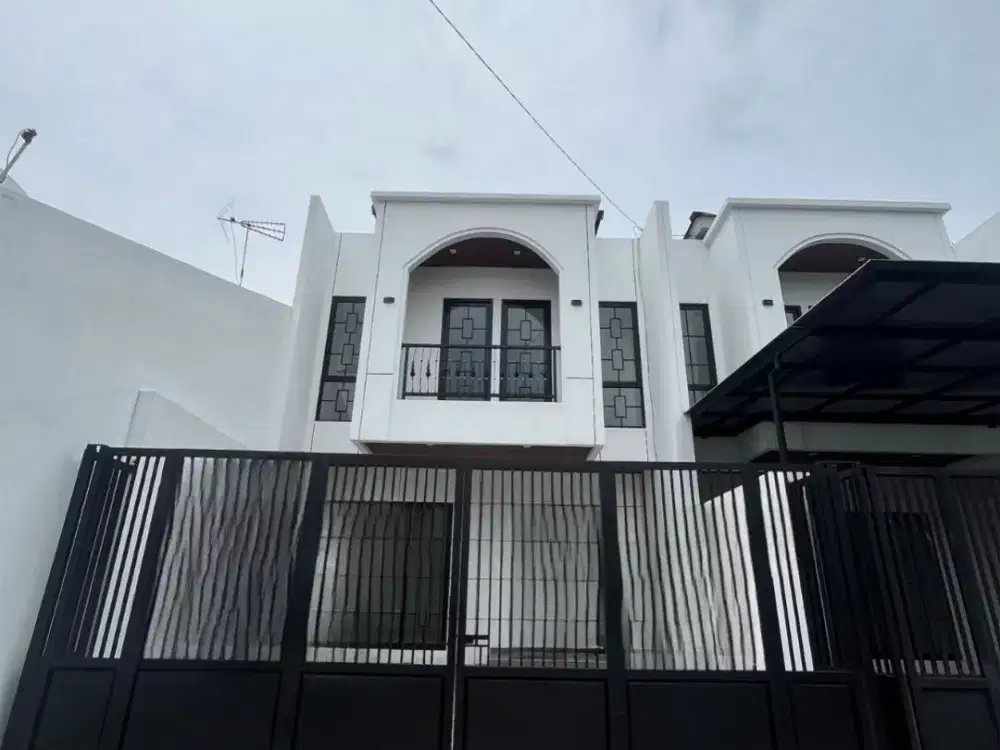 RUMAH BARU GRESS KLAMPIS / WISMA MUKTI Row Jalan 3 Mobil