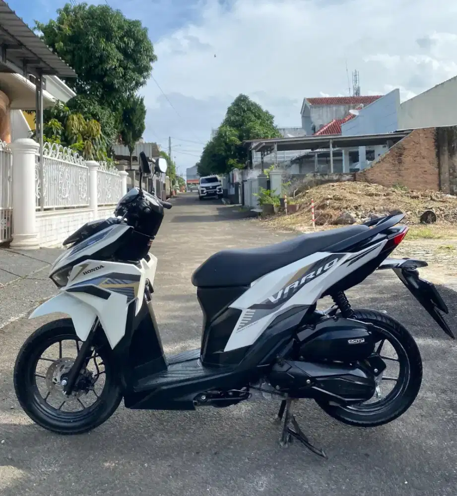 HONDA VARIO 125 CBS ISS (GEN 2) 2023 AKHIR LOW KM KOTAMADYA