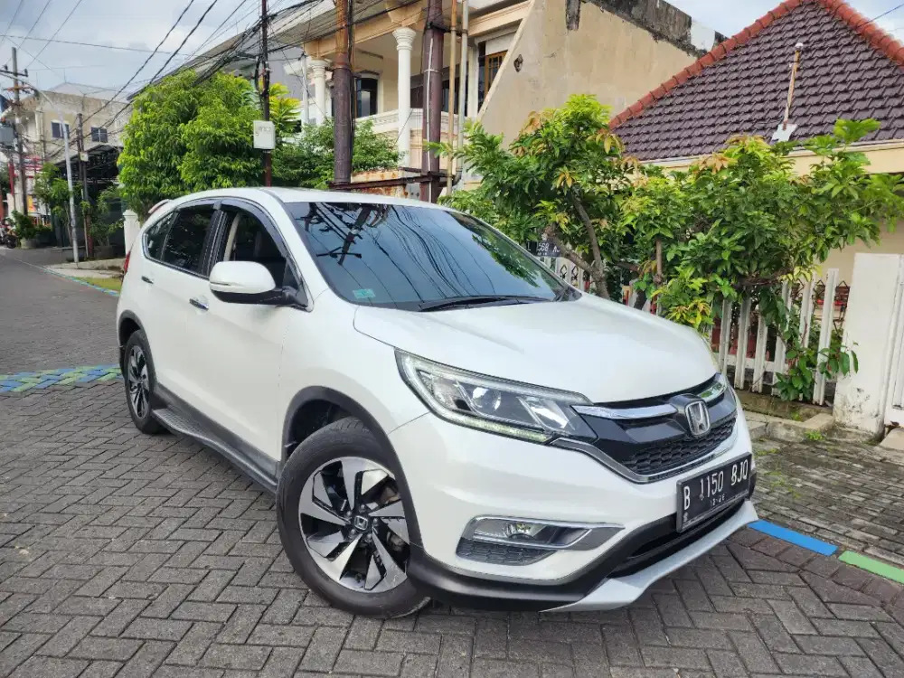 Honda CR-V 2.4  Prestige 2017 Matic Putih / CRV