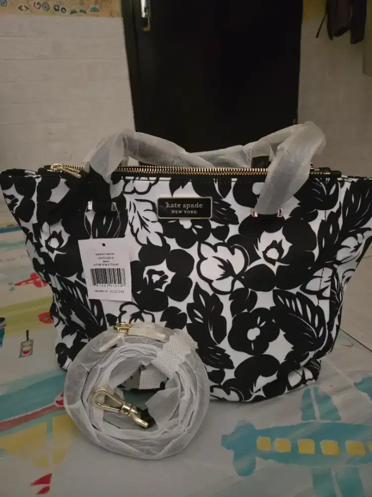 Tas Kate spade baru