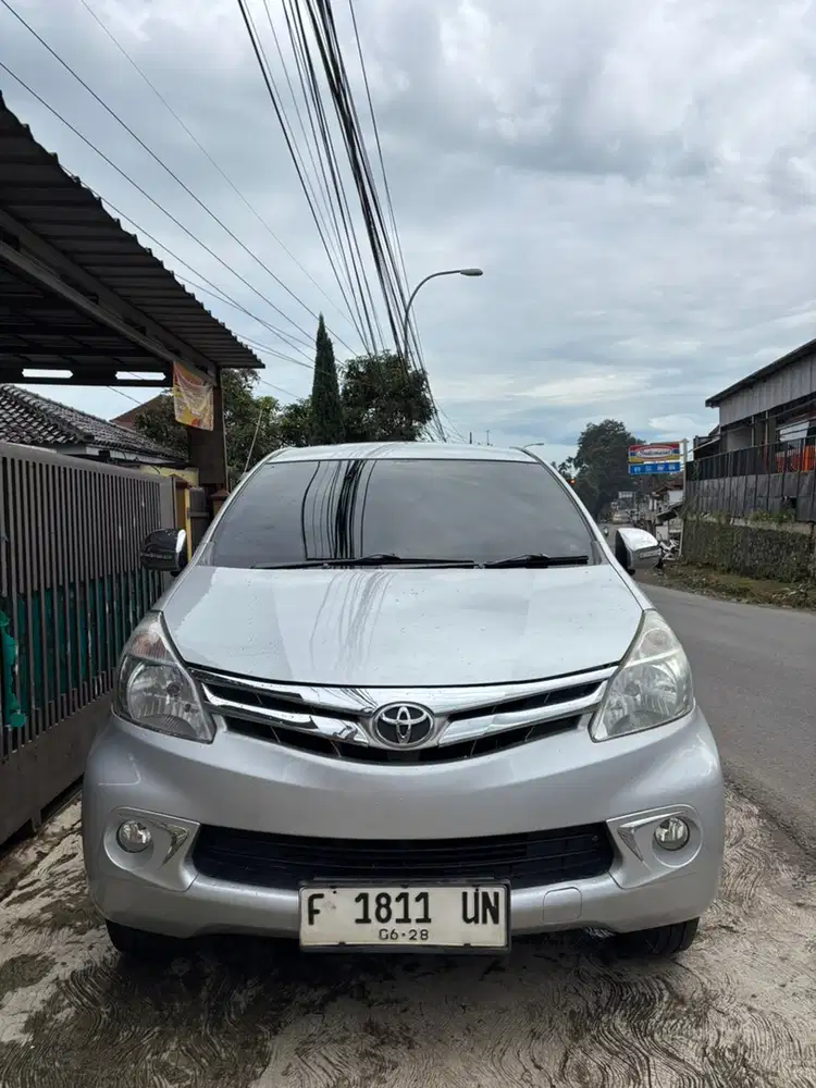 Toyota Avanza matik 2013 Bensin
