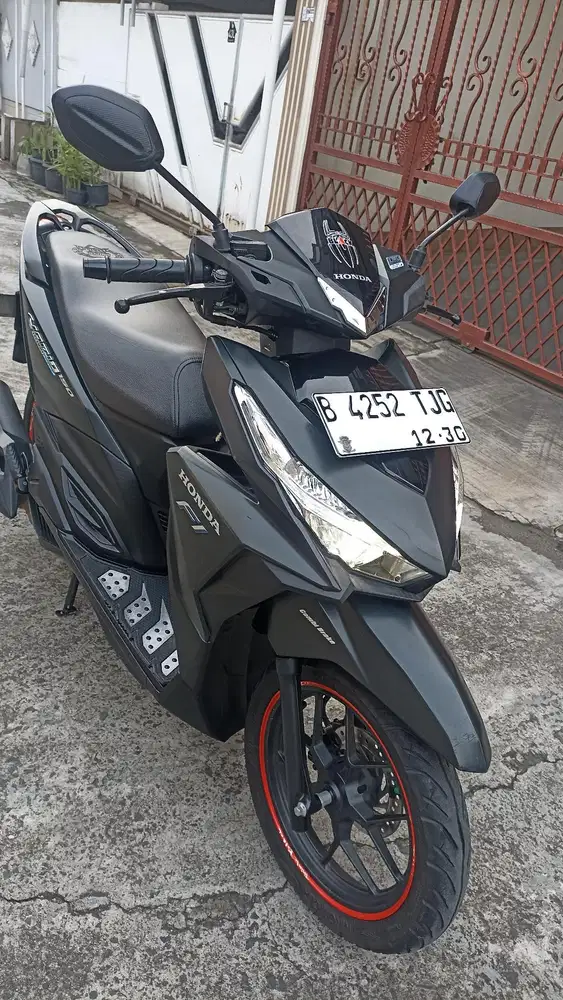 Honda Vario 150 LED tahun 2015.