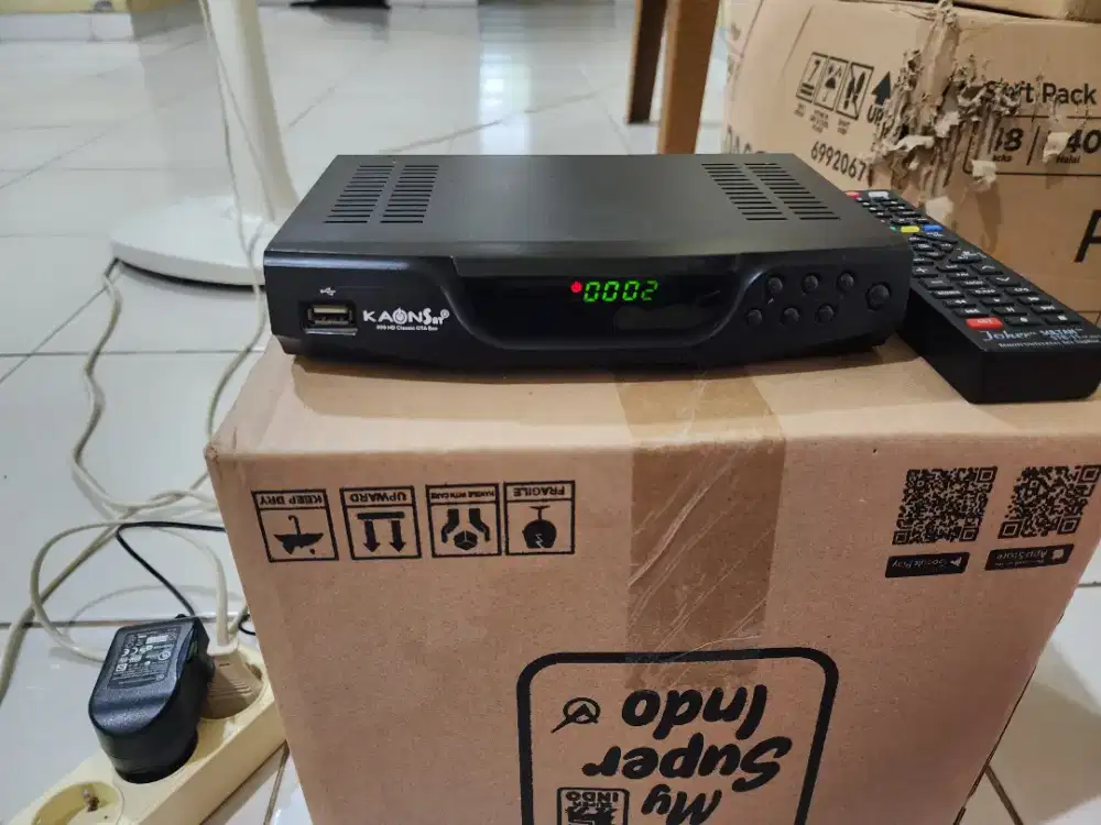 Set Top Box (STB) K-ONSAT 899 HD + Remote Universal Joker Sultan