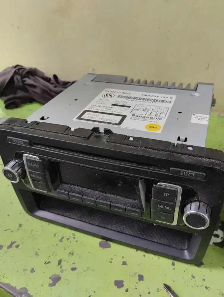 Tape mobil VW Polo bawaan mobil