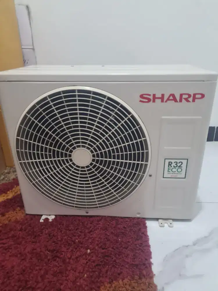 Sharp thailand 1pk dan 1/2pk