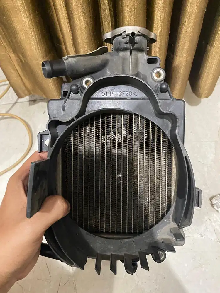 Radiator Copotan Honda vario 125 fi / kzr Original 100%