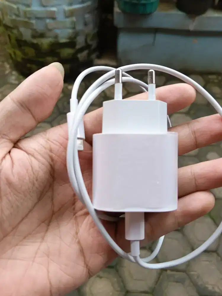 Chargee iphone 11 bisa buat i 7 sampe 14